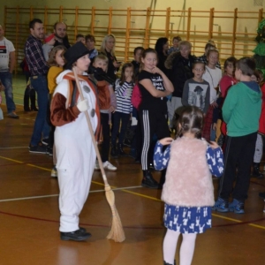 Zdjęcie przedstawia uczestników Spotkania z Mikołajem