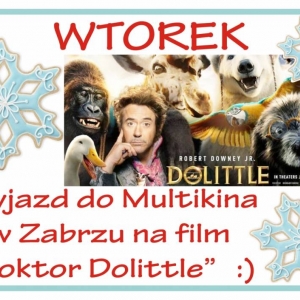 Plakat przedstawia drugi dzień zimowiska - wtorek. Wyjazd do Multikina w Zabrzu.