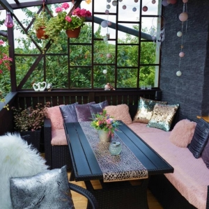 Zdjęcia przedstawiają balkon który zdobył I miejsce