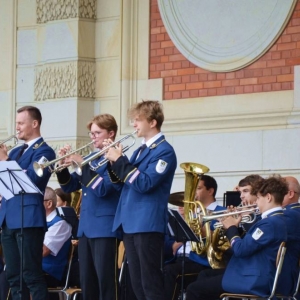 Koncert Tarnogórskiej Orkiestry Dętej w świerklanieckim parku