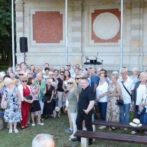 Spotkanie kabaretowo muzyczne z Ingą Papkalą