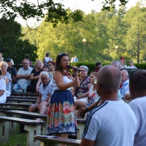Spotkanie kabaretowo muzyczne z Ingą Papkalą