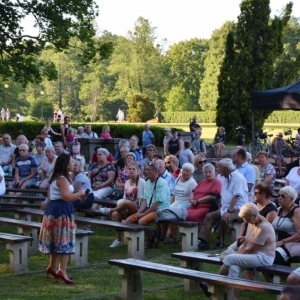 Spotkanie kabaretowo muzyczne z Ingą Papkalą