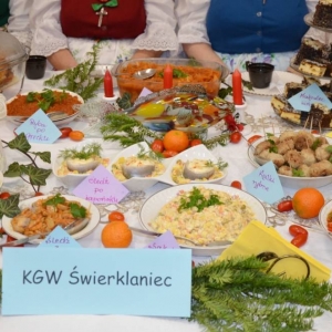 Potrawy przygotowane przez KGW Świerklaniec