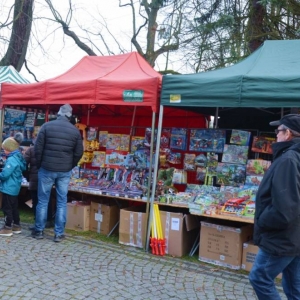 Jarmark świąteczny w świerklanieckim parku