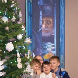 Czwartkowa wizyta uczestników Zimowiska w teatrze Ateneum w Katowicach