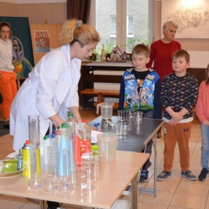Warsztaty organizowane przez Uniwersytet rozwoju pt. Świat eksperymentów