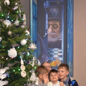 Czwartkowa wizyta uczestników Zimowiska w teatrze Ateneum w Katowicach