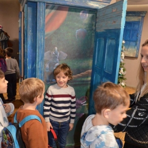 Czwartkowa wizyta uczestników Zimowiska w teatrze Ateneum w Katowicach
