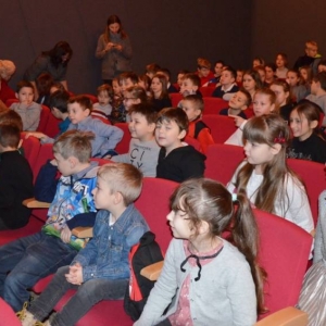 Czwartkowa wizyta uczestników Zimowiska w teatrze Ateneum w Katowicach