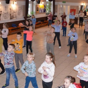 W środę na zimowisku poranna Zumba na rozbudzenie