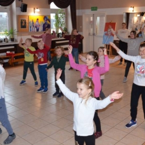 W środę na zimowisku poranna Zumba na rozbudzenie