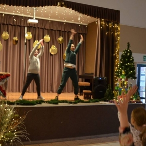 W środę na zimowisku poranna Zumba na rozbudzenie