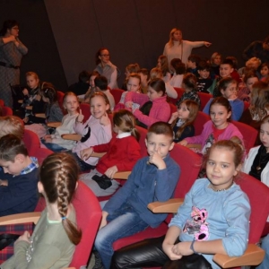 Wycieczka do Teatru Lalki i Aktora ATENEUM w Katowicach na spektakl pt. Kopciuszek