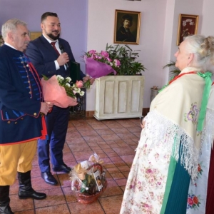 Zdjęcia przedstawiają chwile z uroczystości Jubileuszu 75-lecia Koła Gospodyń Wiejskich ze Świerklańca