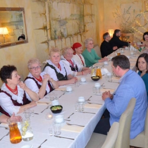 Zdjęcia przedstawiają chwile z uroczystości Jubileuszu 75-lecia Koła Gospodyń Wiejskich ze Świerklańca