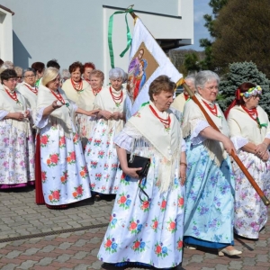 Zdjęcia przedstawiają chwile z uroczystości Jubileuszu 75-lecia Koła Gospodyń Wiejskich ze Świerklańca