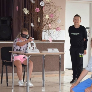 Pierwszy dzień półkolonii - pogadanka na temat bezpieczeństwa podczas wakacji