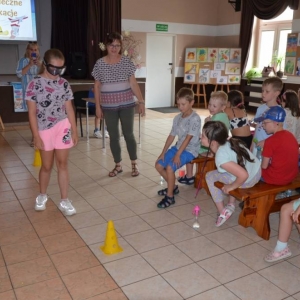Pierwszy dzień półkolonii - pogadanka na temat bezpieczeństwa podczas wakacji