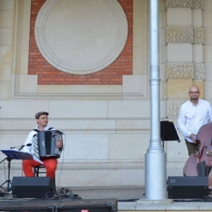 Koncert wakacyjny zespołu Fungus Combo pt. Muzyka Świeta