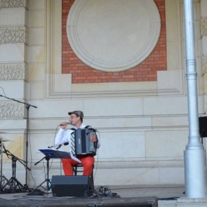 Koncert wakacyjny zespołu Fungus Combo pt. Muzyka Świeta