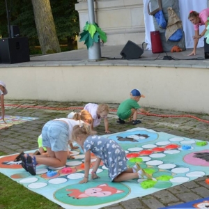 Animacje dla dzieci podczas imprezy plenerowej Pożegnanie wakacji