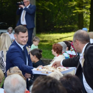 Zdjęcie przedstawia uczestników dożynek