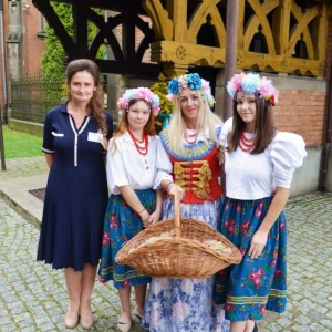 Zdjęcie przedstawia uczestników Dożynek