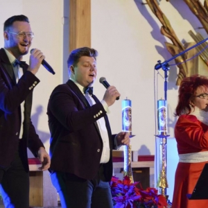 Koncert Noworoczny w wykonaniu Bernadety Kowalskiej i Przyjaciół w kościele parafialnym w Świerklańcu 1 stycznia 2024 roku
