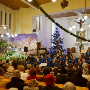 Koncert Noworoczny w wykonaniu Tarnogórskiej Orkiestry Dętej w kościele parafialnym w Orzechu 6 stycznia 2024 roku