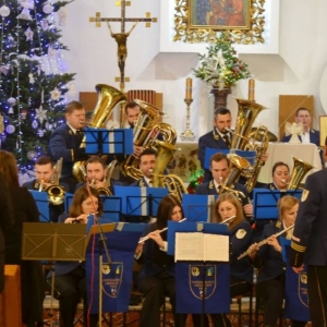 Koncert Noworoczny w wykonaniu Tarnogórskiej Orkiestry Dętej w kościele parafialnym w Orzechu 6 stycznia 2024 roku
