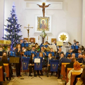 Koncert Noworoczny w wykonaniu Tarnogórskiej Orkiestry Dętej w kościele parafialnym w Orzechu 6 stycznia 2024 roku