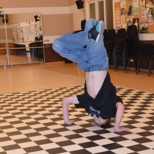Taniec breakdance