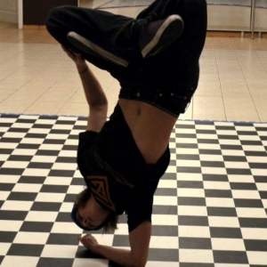Taniec breakdance