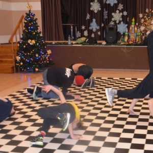 Lekcje tańca breakdance. 