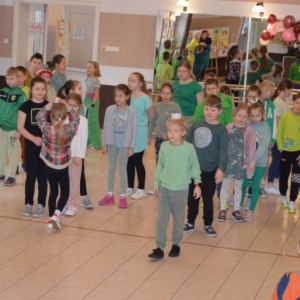 Eko warsztaty w GOKu: prelekcja z ekodoradcą, konkurencje, wykonanie drzewa z odpadów makulaturowych