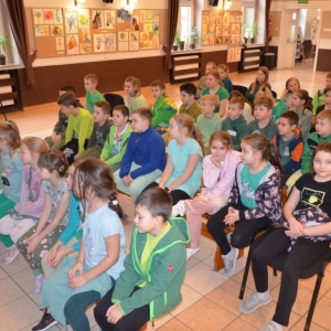 Eko warsztaty w GOKu: prelekcja z ekodoradcą, konkurencje, wykonanie drzewa z odpadów makulaturowych