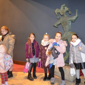 Wycieczka do Teatru Rozrywki w Chorzowie na spektakl pt Pozaziomki kosmiczna przygoda