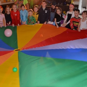 Na zakończenie II turnusu zimowiska 2024 odbył się bal przebierańców
