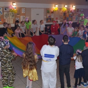 Na zakończenie II turnusu zimowiska 2024 odbył się bal przebierańców