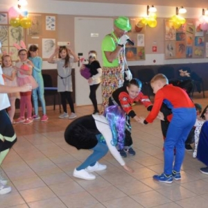 Na zakończenie II turnusu zimowiska 2024 odbył się bal przebierańców