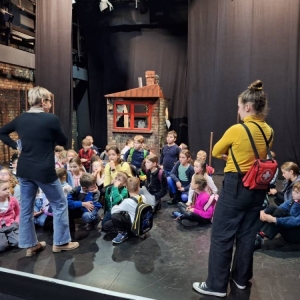 Wycieczka do Teatru Rozrywki w Chorzowie na spektakl pt Czarno na Białym