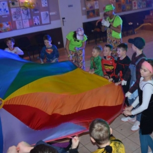 Na zakończenie II turnusu zimowiska 2024 odbył się bal przebierańców