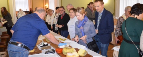 Wystawa Produktów Lokalnych Zasmakuj w...