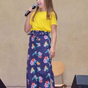 Występ laureatów  Powiatowego Konkursu Piosenki Przyrodniczej