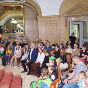 Występ laureatów  Powiatowego Konkursu Piosenki Przyrodniczej