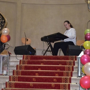 Występ dzieci i młodzieży warsztatów keyboardowych