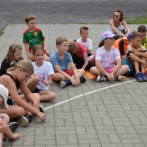 Dzień sportu i zabaw na boisku sportowym w Nakle Śląskim