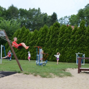 Dzień sportu i zabaw na boisku sportowym w Nakle Śląskim