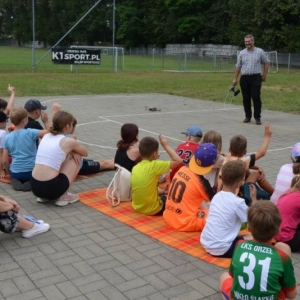 Dzień sportu i zabaw na boisku sportowym w Nakle Śląskim